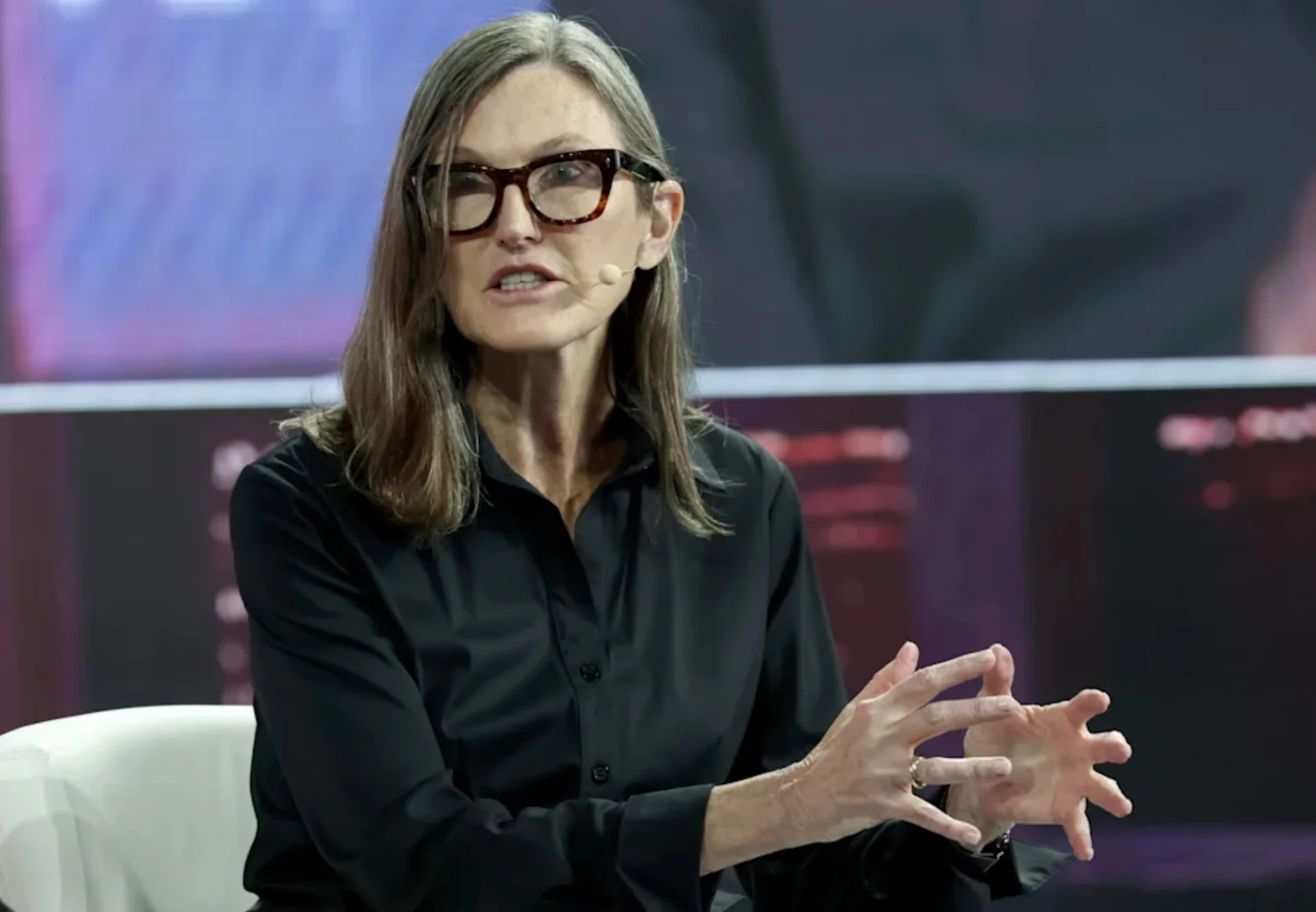 ARK女股神Cathie Wood再次揭露：被忽略的通縮信號與未來投資機會