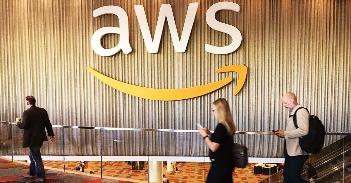 AWS re:Invent 五大啟示：從自研晶片到重塑獲利渠道，亞馬遜的AI終局之戰不止於雲端